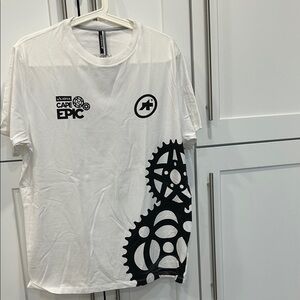 ASSOS White and Black Graphic Men's Shirt - NWT - XL